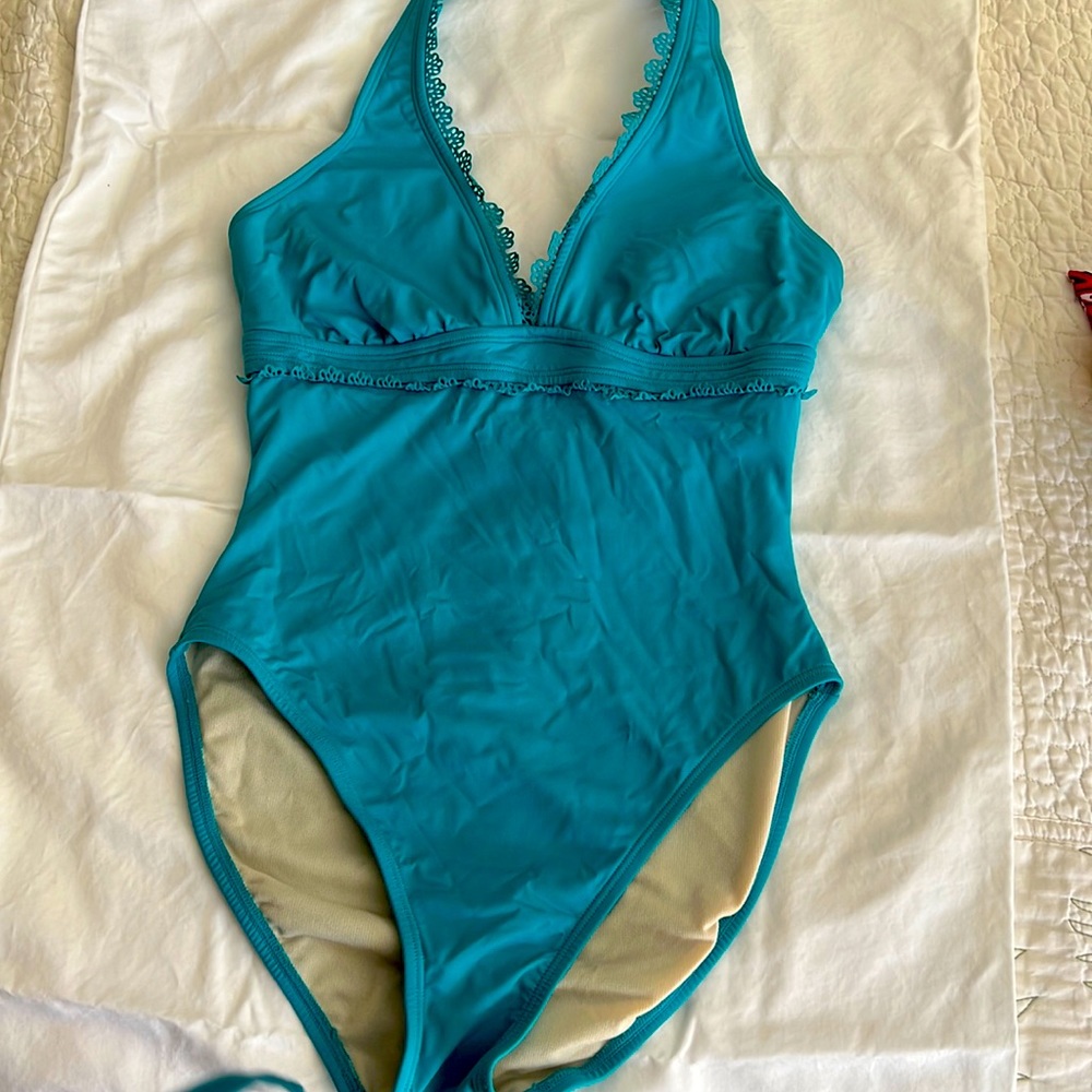 One piece bathing suit